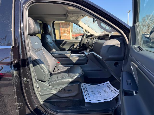 2025 Ford Expedition Platinum MAX