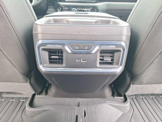 2022 GMC Sierra 1500 4WD Crew Cab Short Box SLT