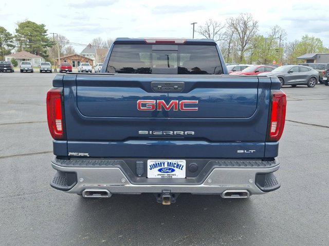 2022 GMC Sierra 1500 4WD Crew Cab Short Box SLT