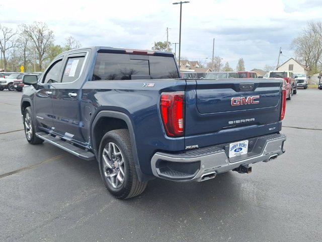 2022 GMC Sierra 1500 4WD Crew Cab Short Box SLT