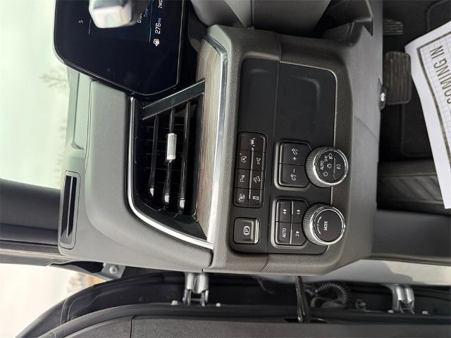 2025 Chevrolet Suburban 4WD Z71