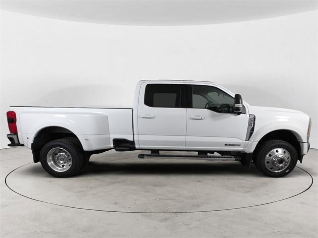 2025 Ford F-450 LARIAT