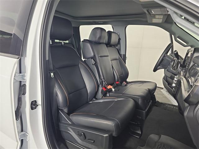 2025 Ford F-450 LARIAT