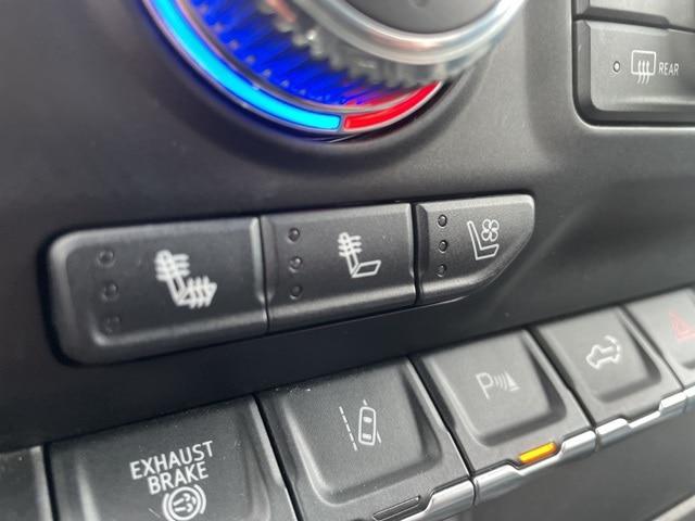 2020 GMC Sierra 2500HD 4WD Crew Cab Standard Bed Denali