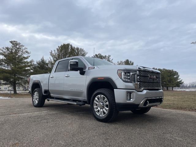 2020 GMC Sierra 2500HD 4WD Crew Cab Standard Bed Denali