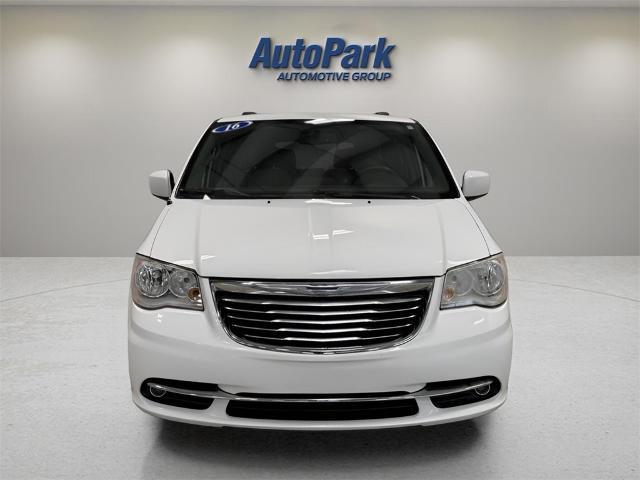 2016 Chrysler Town & Country Touring