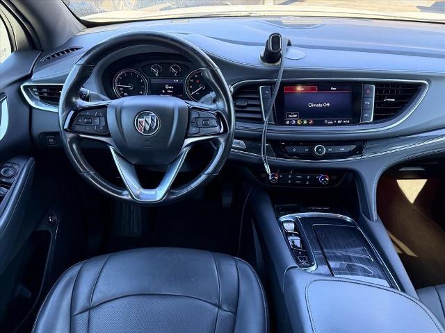 2023 Buick Enclave Essence FWD