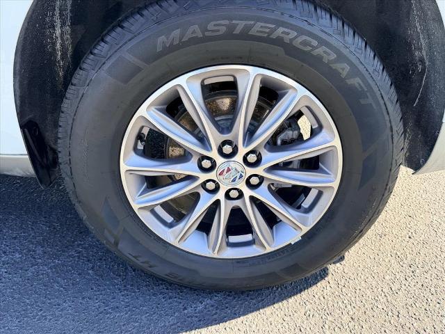 2023 Buick Enclave Essence FWD