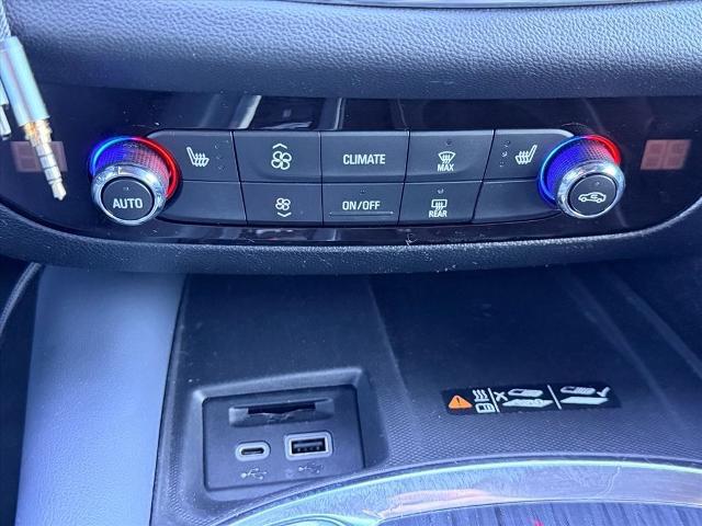 2023 Buick Enclave Essence FWD