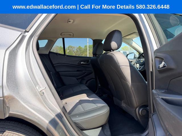2025 Chevrolet Trax FWD LT