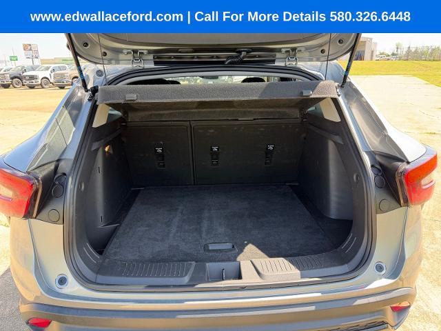 2025 Chevrolet Trax FWD LT