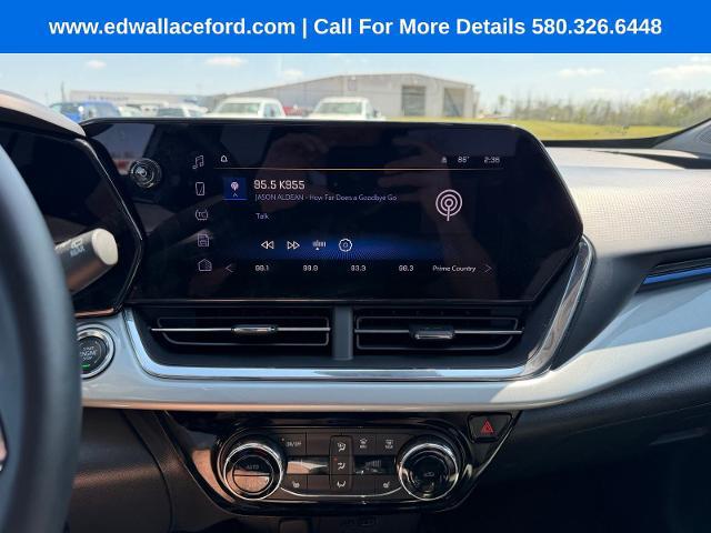 2025 Chevrolet Trax FWD LT