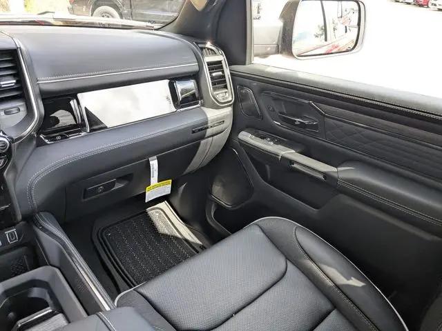 2026 Ram 1500 Limited Crew Cab 4x4 5'7" Box
