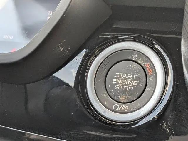 2026 Ram 1500 Limited Crew Cab 4x4 5'7" Box