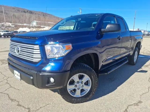 2015 Toyota Tundra SR5 4.6L V8 for sale in Gorham, NH