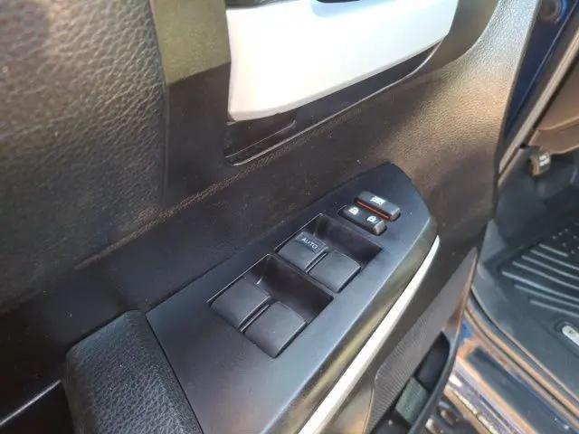 2015 Toyota Tundra SR5 4.6L V8