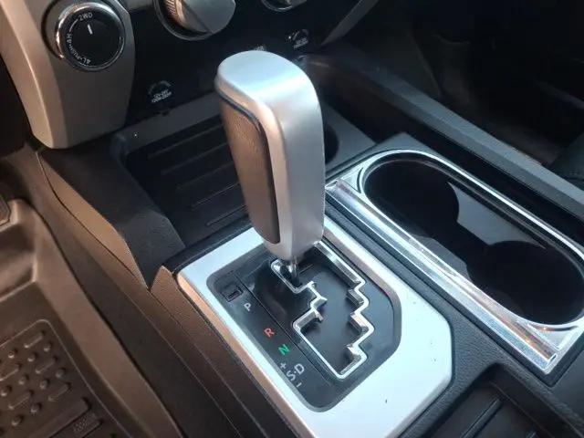 2015 Toyota Tundra SR5 4.6L V8