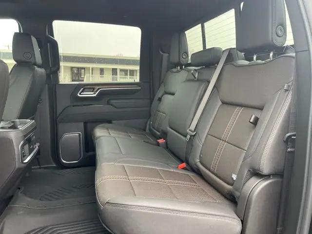 2026 Chevrolet Silverado 2500HD Crew Cab, Standard Bed, High Country, 4WD