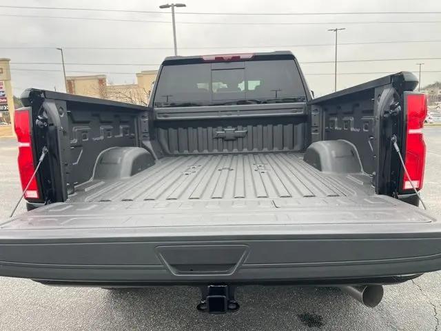2026 Chevrolet Silverado 2500HD Crew Cab, Standard Bed, High Country, 4WD