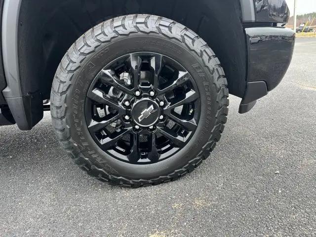 2026 Chevrolet Silverado 2500HD Crew Cab, Standard Bed, High Country, 4WD
