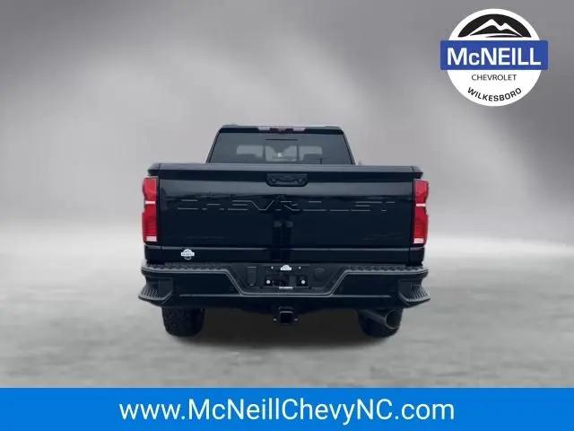 2026 Chevrolet Silverado 2500HD Crew Cab, Standard Bed, High Country, 4WD