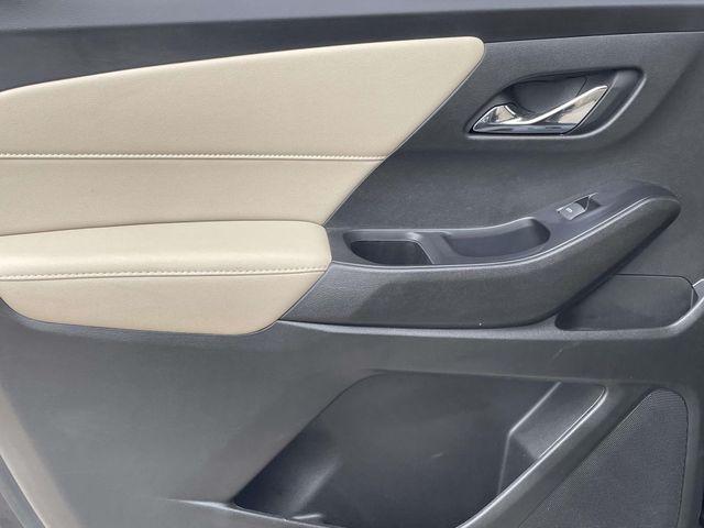 2023 Chevrolet Traverse FWD LS