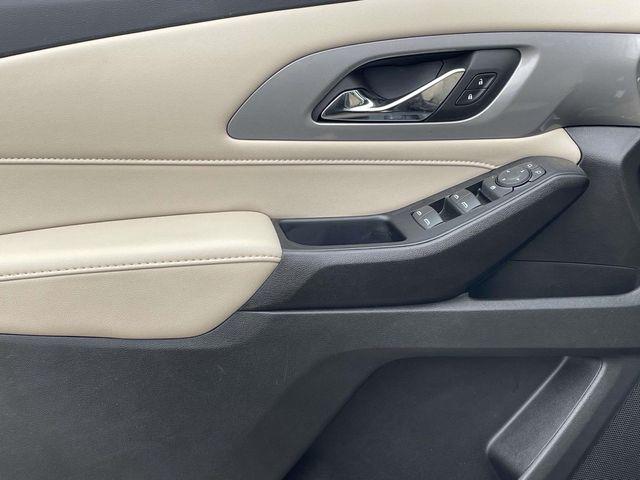 2023 Chevrolet Traverse FWD LS