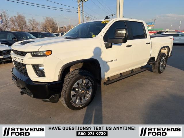 2022 Chevrolet Silverado 2500HD 4WD Crew Cab Standard Bed Custom