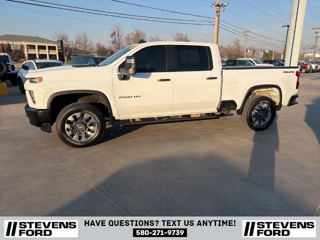 2022 Chevrolet Silverado 2500HD 4WD Crew Cab Standard Bed Custom