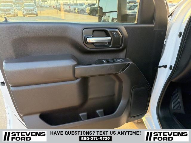 2022 Chevrolet Silverado 2500HD 4WD Crew Cab Standard Bed Custom