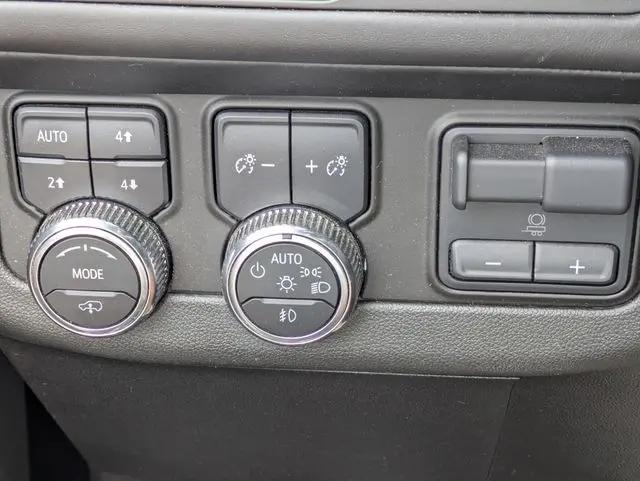 2024 GMC Yukon XL 4WD Denali Ultimate