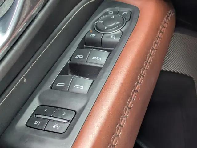 2024 GMC Yukon XL 4WD Denali Ultimate