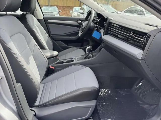 2026 Volkswagen Jetta SE