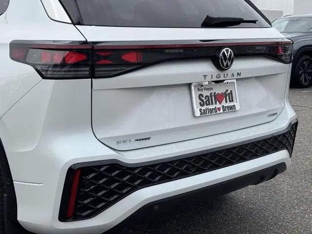 2026 Volkswagen Tiguan SEL R-Line Turbo