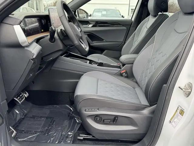 2026 Volkswagen Tiguan SEL R-Line Turbo