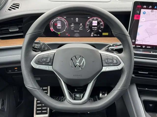 2026 Volkswagen Tiguan SEL R-Line Turbo