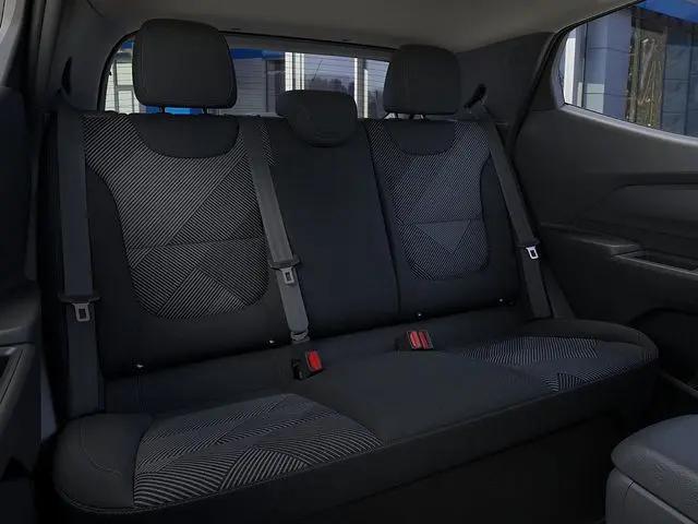 2027 Chevrolet Bolt LT FWD