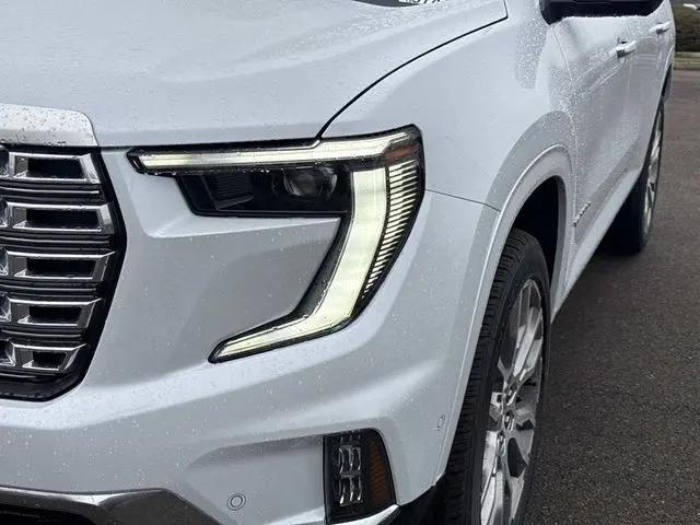 2026 GMC Acadia Denali FWD