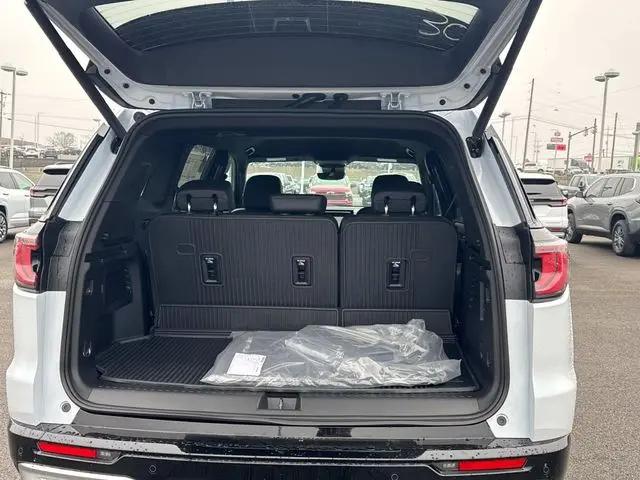 2026 GMC Acadia Denali FWD