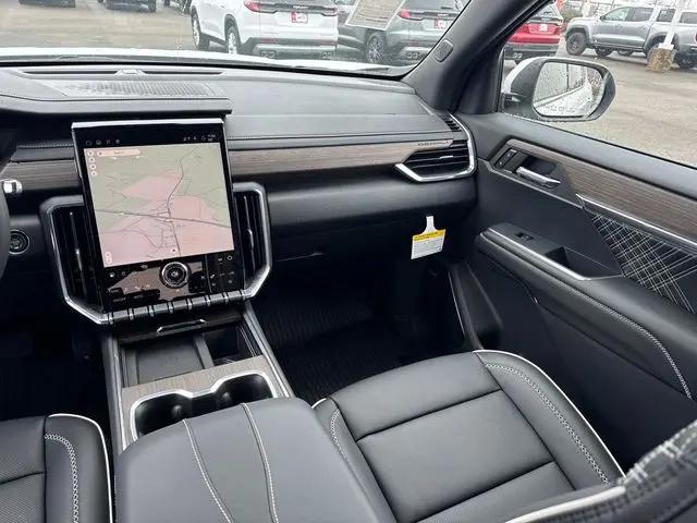 2026 GMC Acadia Denali FWD