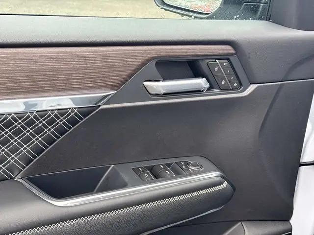 2026 GMC Acadia Denali FWD