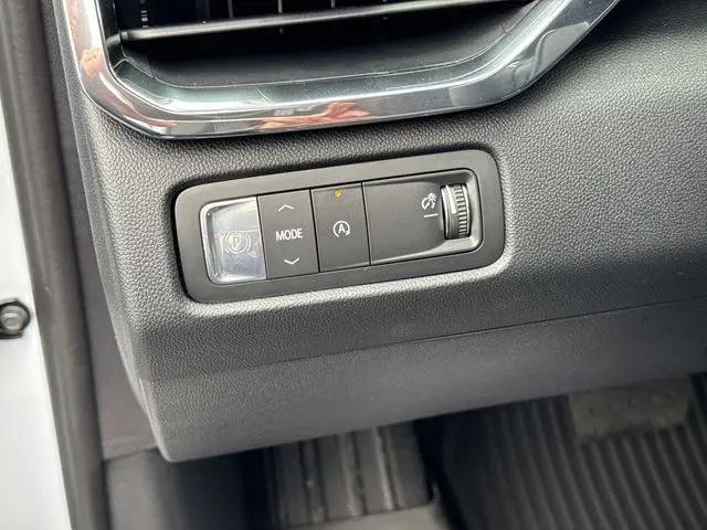 2026 GMC Acadia Denali FWD