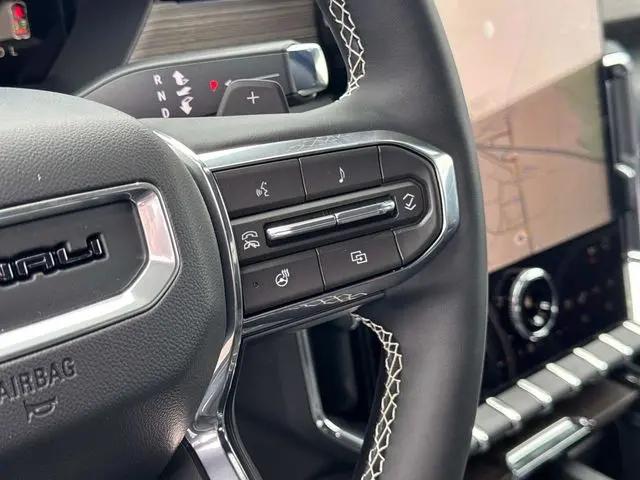 2026 GMC Acadia Denali FWD