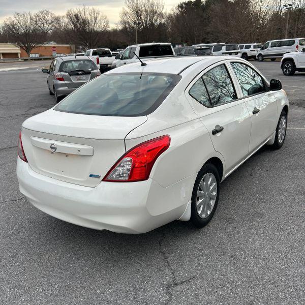 2014 Nissan Versa 1.6 S