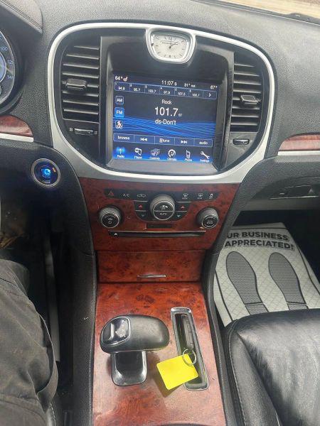 2013 Chrysler 300 Motown
