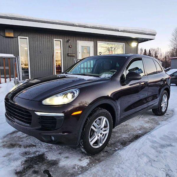 2016 Porsche Cayenne Base