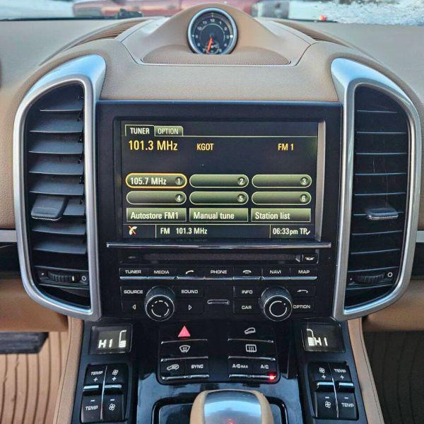 2016 Porsche Cayenne Base