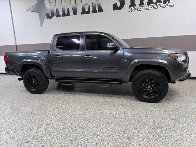 2022 Toyota Tacoma SR5 V6