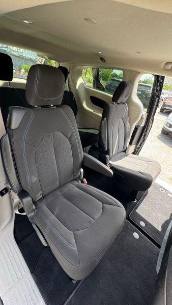 2021 Chrysler Pacifica Touring