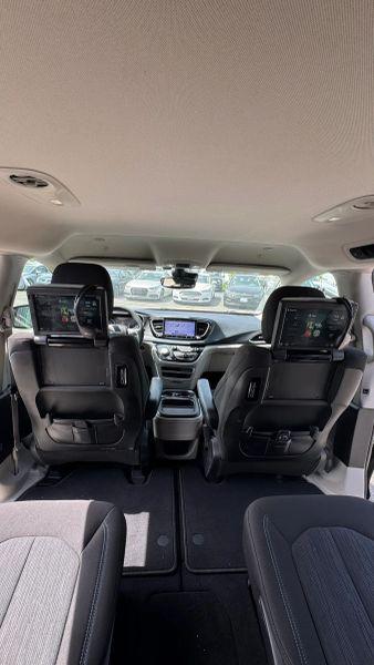 2021 Chrysler Pacifica Touring